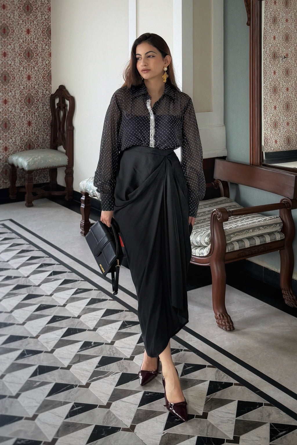 Noor Bandhej with Dhoti