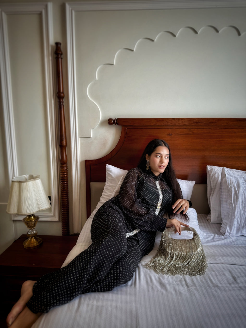 Noor Bandhej Set in Midnight Muse