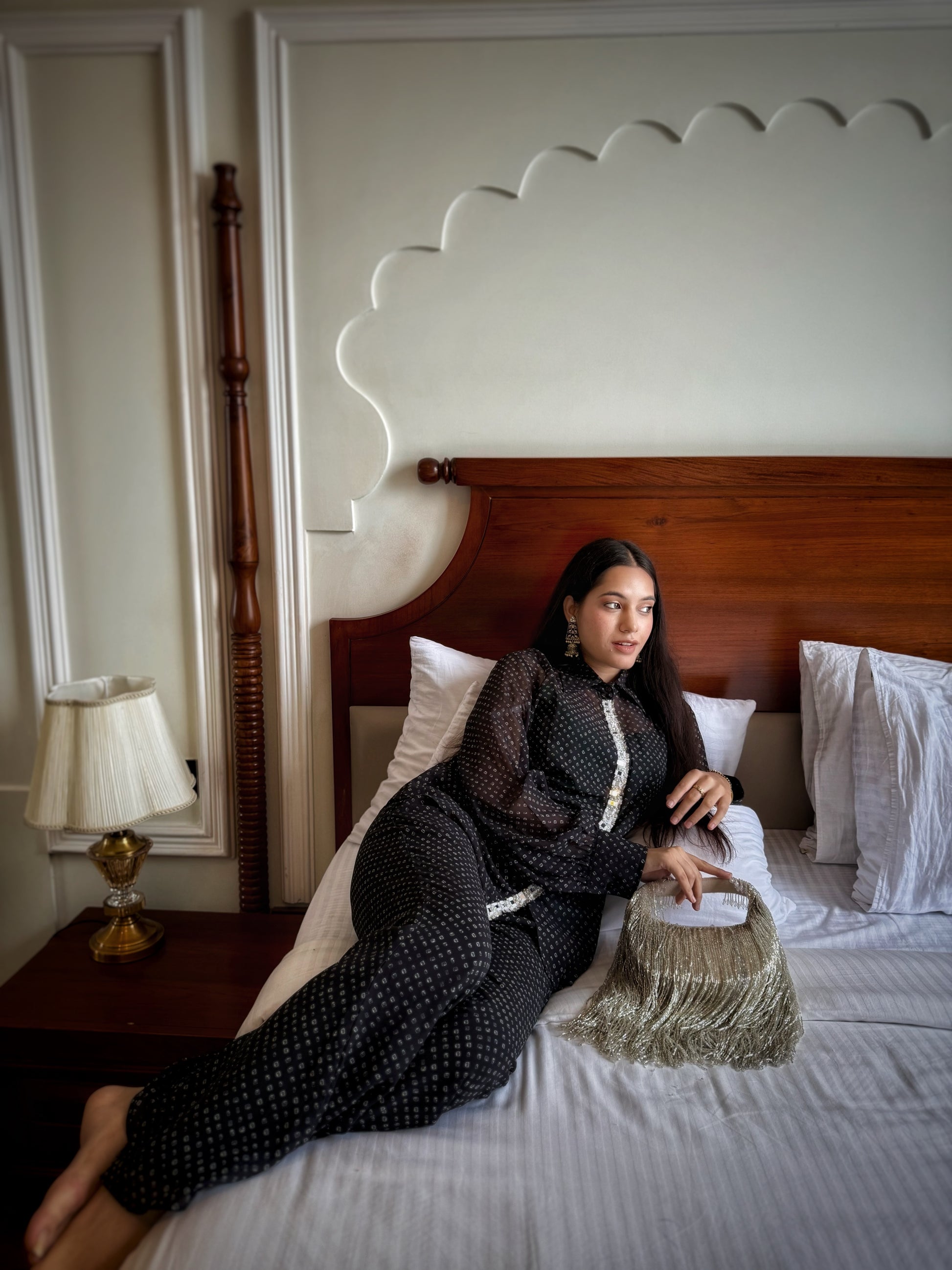 Noor Bandhej Set in Midnight Muse