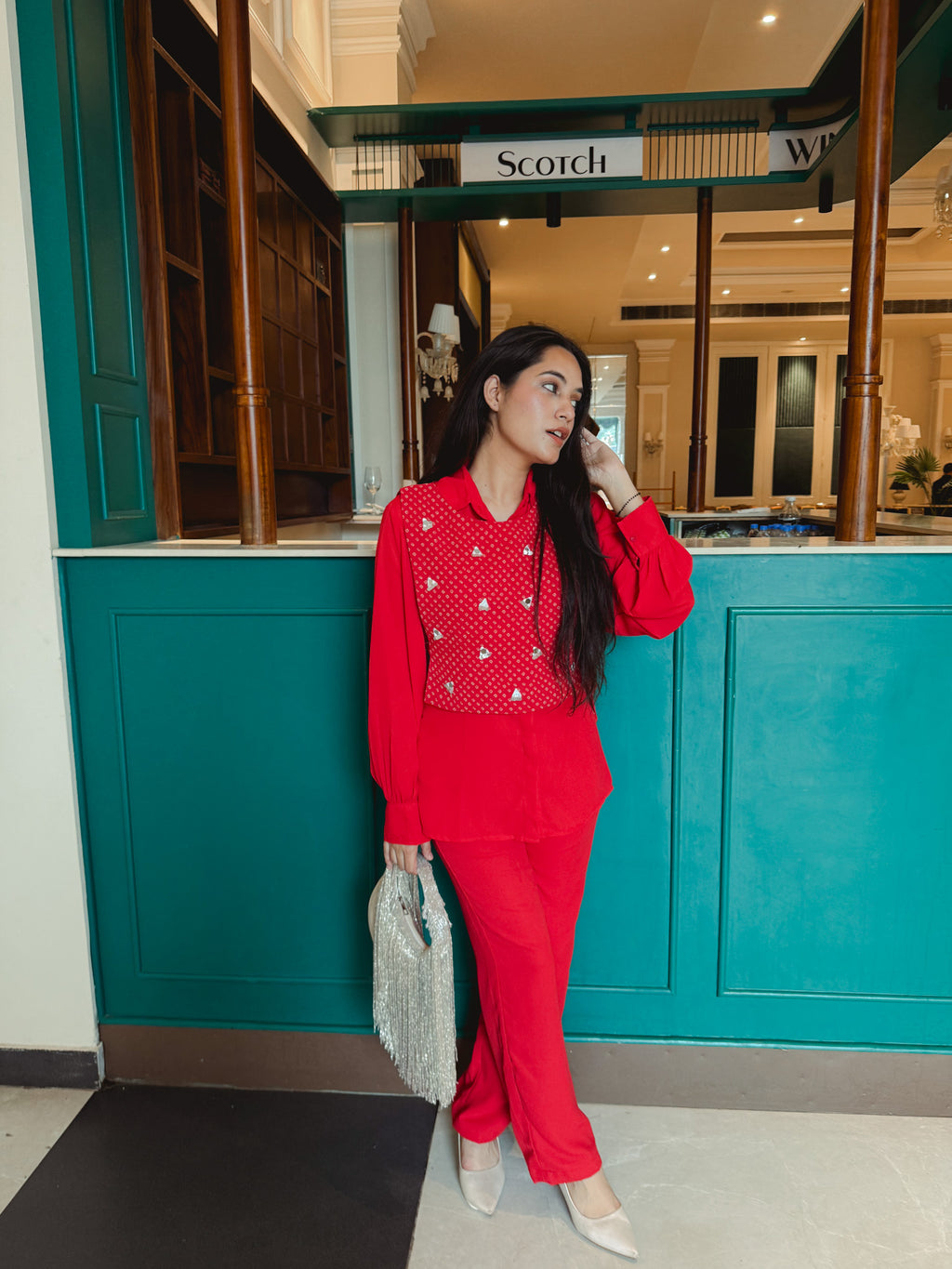 Flame Tie Set in Cherry Red